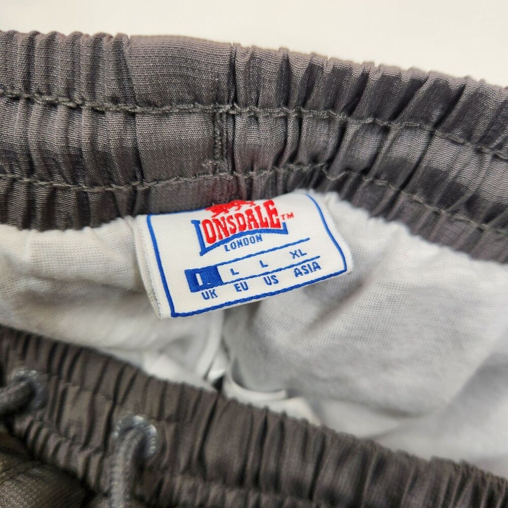 Lonsdale Mens Zip Pocket Drawstring Waistline Open Close Hem Track Pants L - Picture 3 of 9